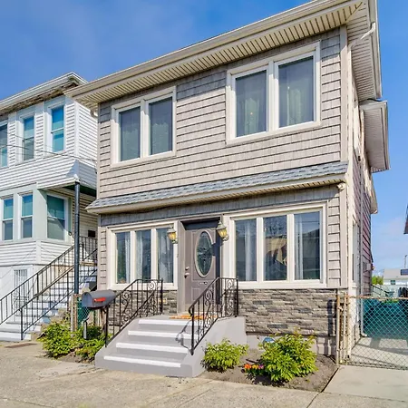 Eclectic Atlantic City Home About 1 Mi To Casinos!